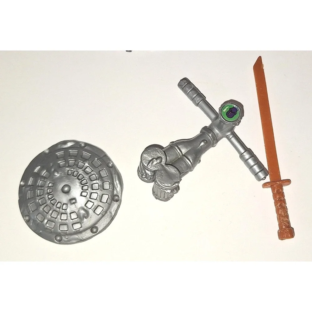 TMNT Leonardo head dropping‎ figure Katana Shield and Accessories Blue Bandana